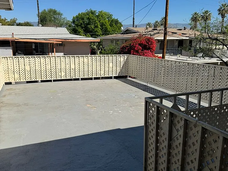 25248 Taylor St — Photo 17
