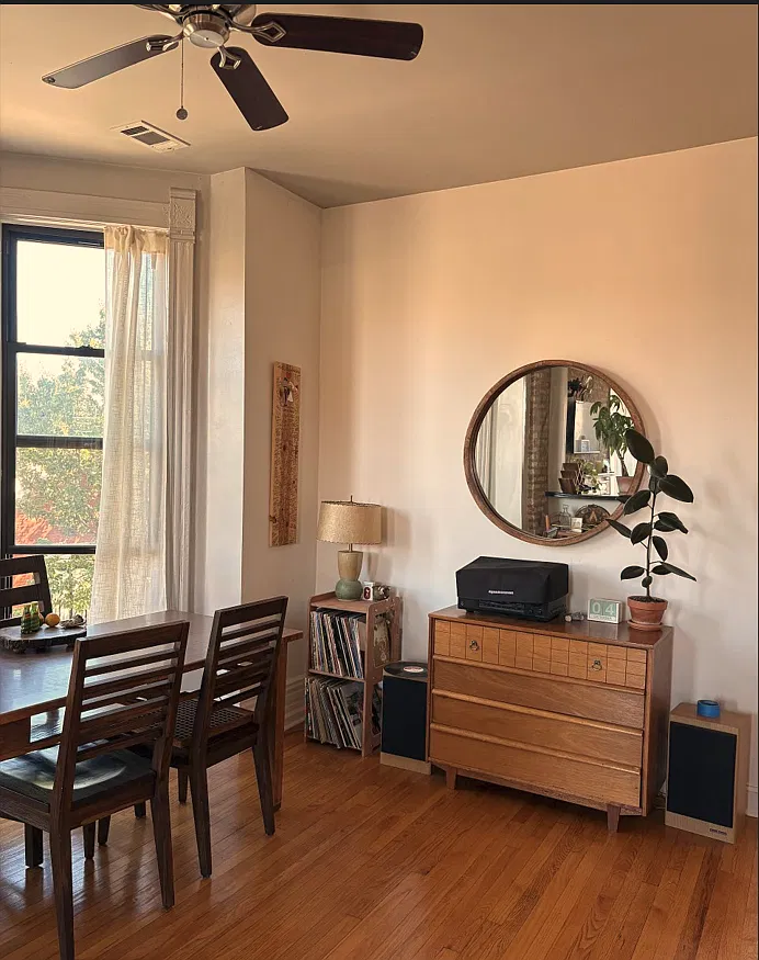 2 bed, 1200 sqft, $3,000 — Photo 3