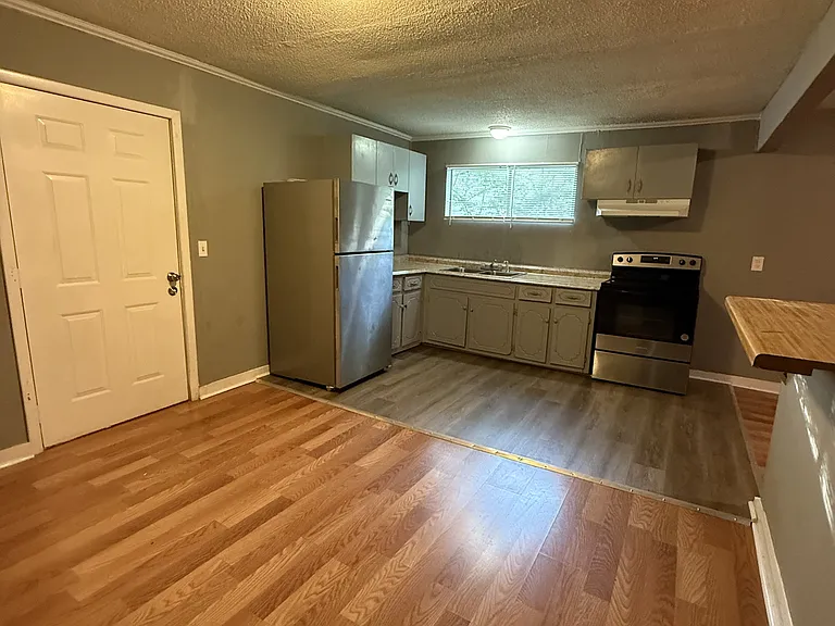 63 Wilkes Cir #1 — Photo 8