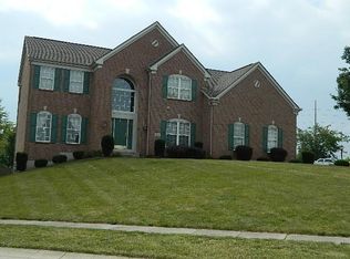 1326 Hidden Creek Rd, Miamisburg, OH 45342