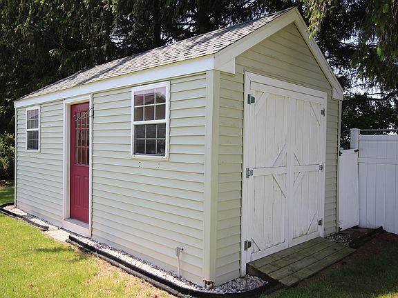 4th image of 1142 Meadowsweet Ln