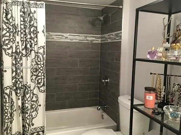 3359 Gardens East Dr #B — Photo 3