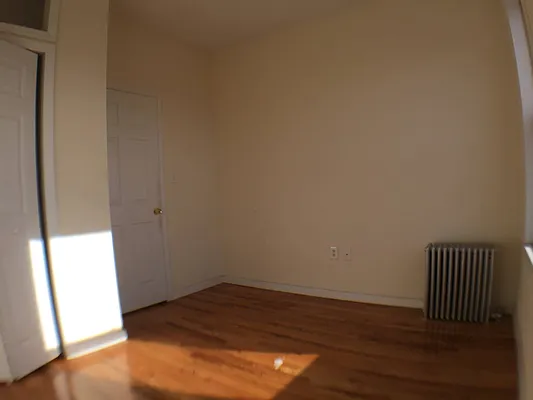 Rented by Francine Realty | media 37