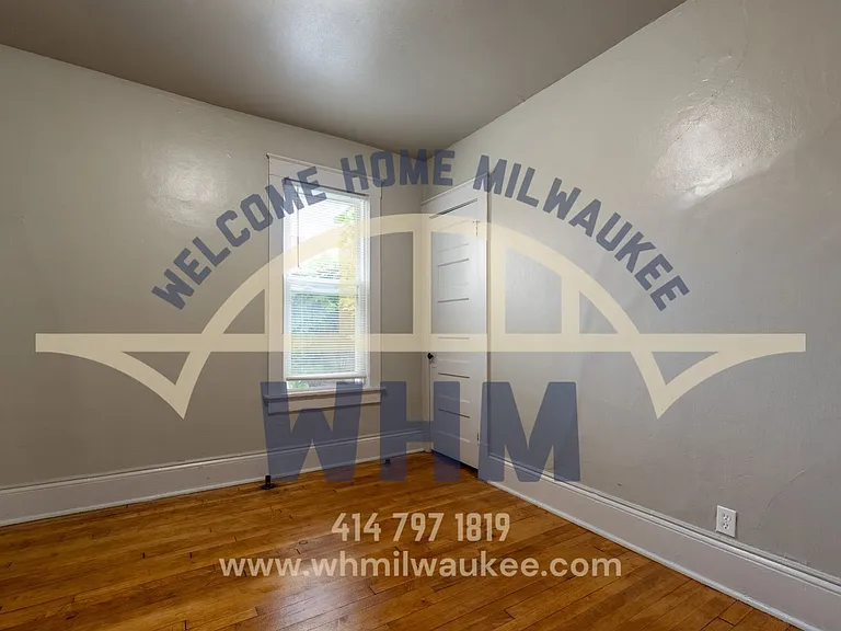 2251 N 41st St #LOWER — Photo 12