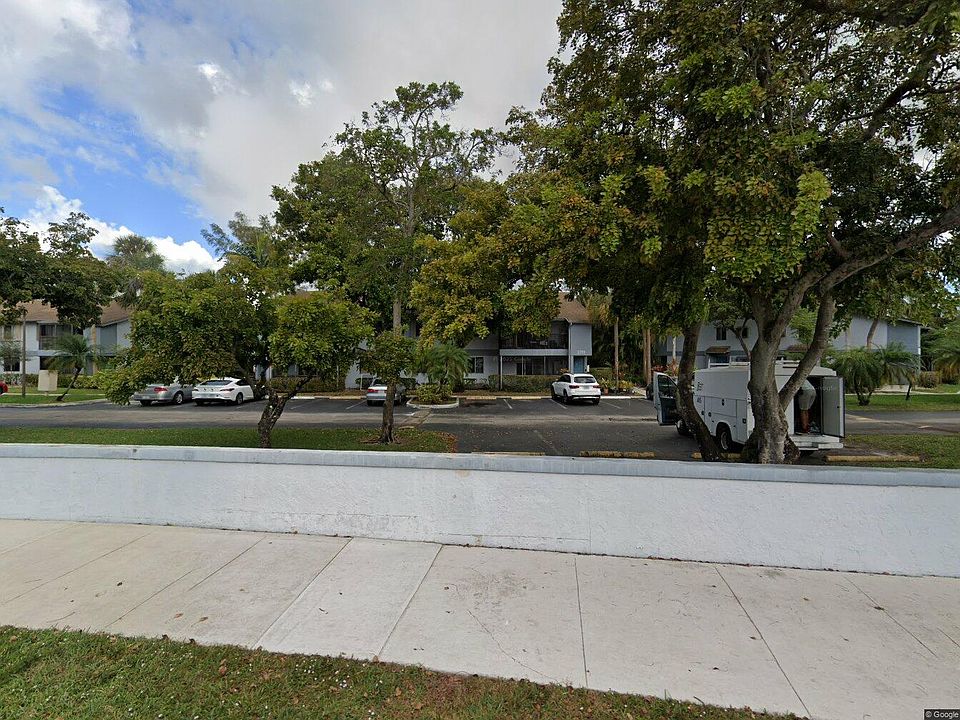 1st image of 2709 S Oakland Forest Dr APT 204