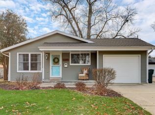 11911 W Rainbow Ave, West Allis, WI 53214