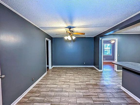 4th image of 613 Mattison Ave