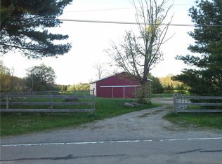 17010 Leggett Rd, Montville, OH 44064