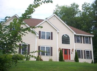 23 A Pierce St, Pepperell, MA 01463
