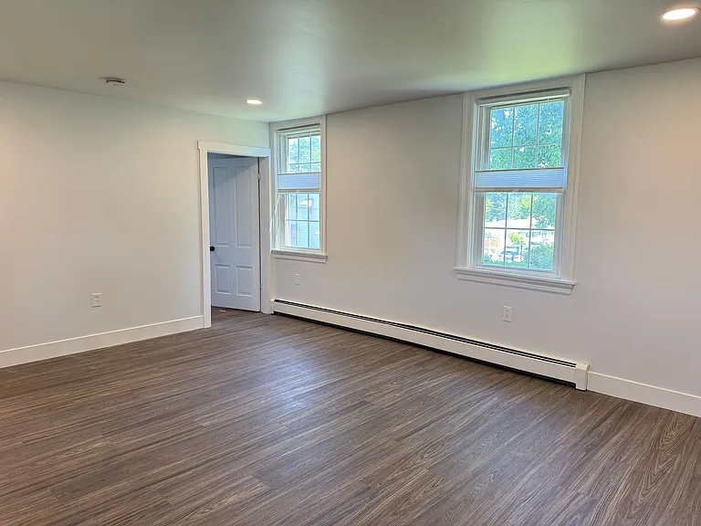 147 Manheim St. — Photo 13