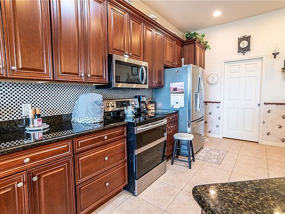 4th image of 5433 Hogan Ln