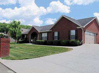 6528 Ruby June Ln, Corryton, TN 37721