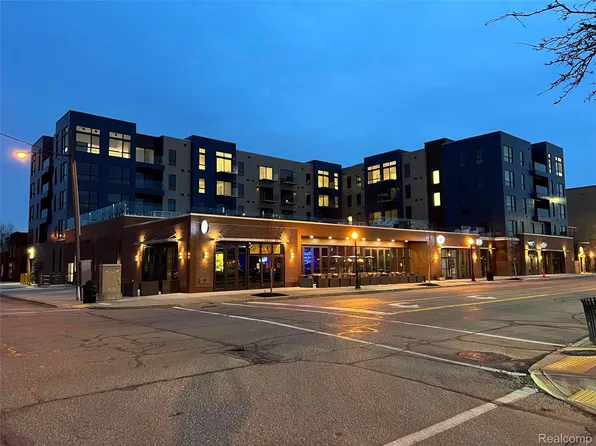 166 Oak St Suite 410, Wyandotte, MI 48192