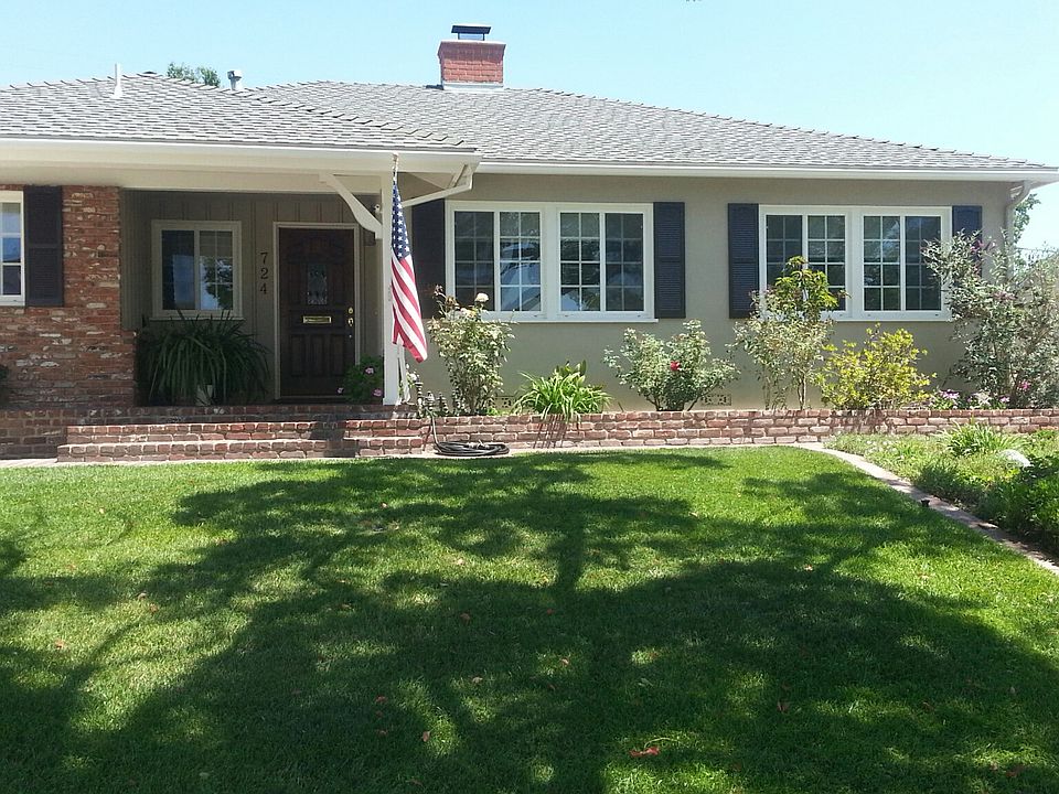 1st image of 724 Irving Dr