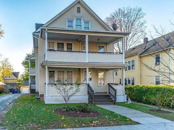 42-44 Narragansett St, Springfield, MA 01107