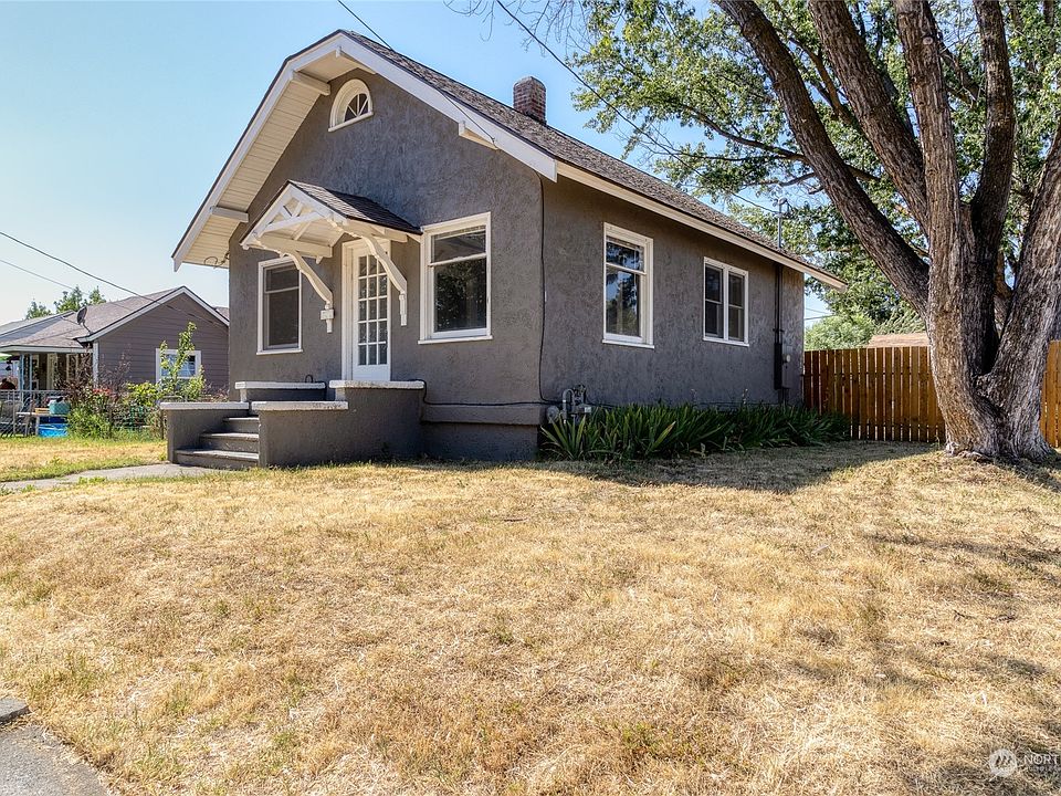 1st image of 902 Emma Street