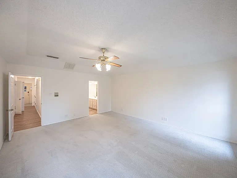 4007 Crestridge Dr — Photo 44