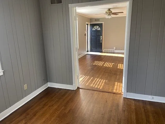 3634 Cowden Ave — Photo 6