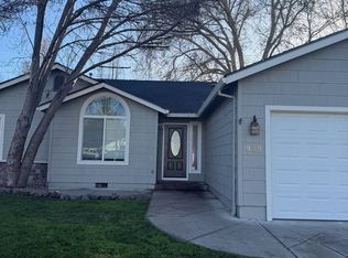 939 Hampton Way, Medford, OR 97501