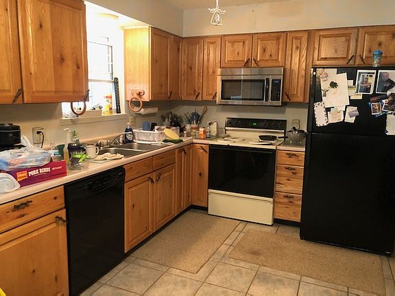 4th image of 311 W 29th Ave