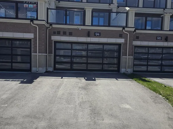 94 Robert Eaton Ave, Markham, ON L3S 0G1
