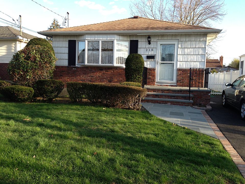 1st image of 216 N Utica Ave