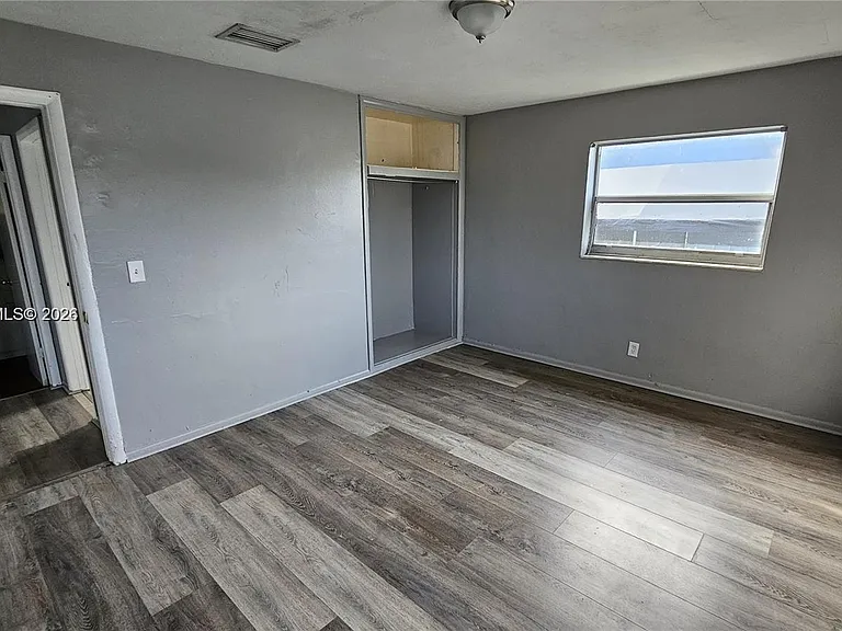 374 NW 31st Ave — Photo 19