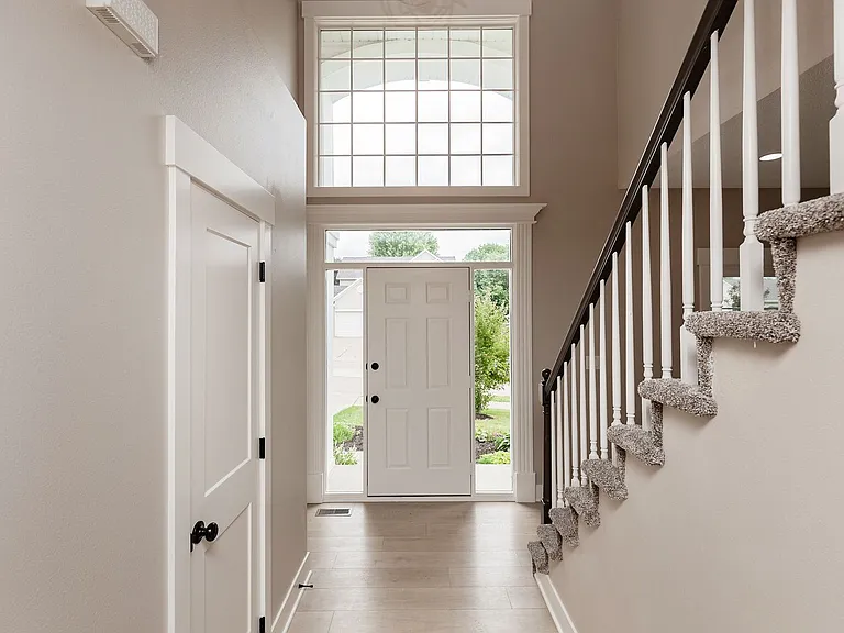 14440 Briarwood Ln — Photo 3