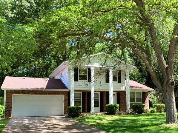 723 N Dr W, Marshall, MI 49068