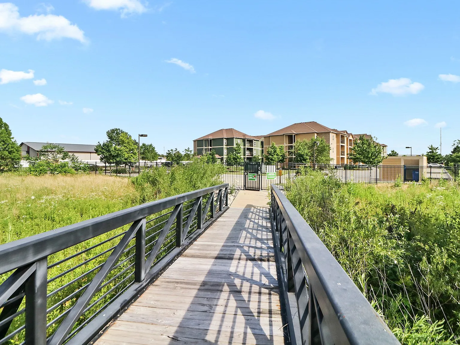 Copper View Apartments — Photo 4