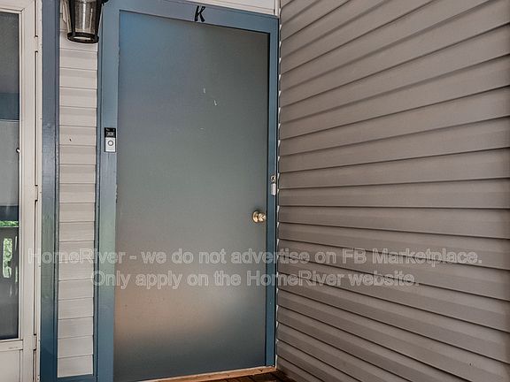 3rd image of 6921 Victoria Dr Unit K