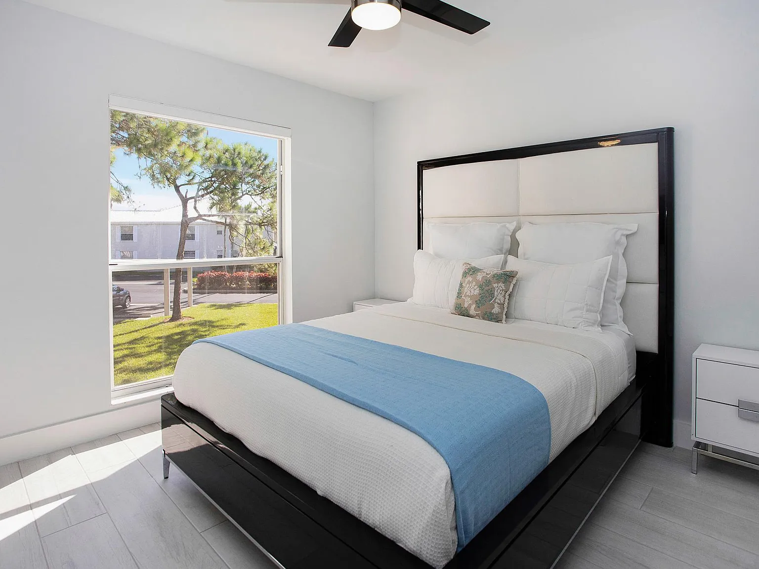 202-840 Gulf Pavilion Dr — Photo 2