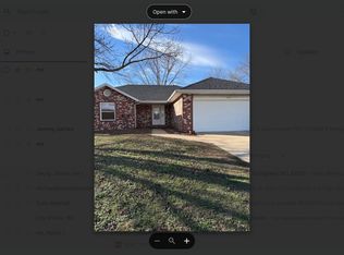 3817 S Parklane Ave, Springfield, MO 65807