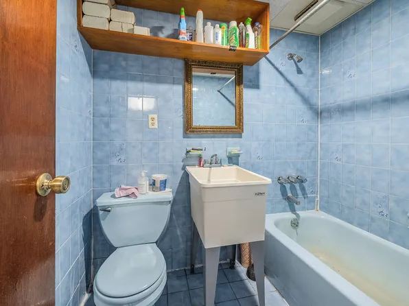 5209 Ft Hamilton Parkway image 30 of 31