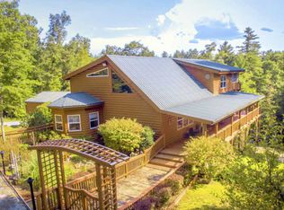 120 White Creek Ct, Deer Lodge, TN 37726