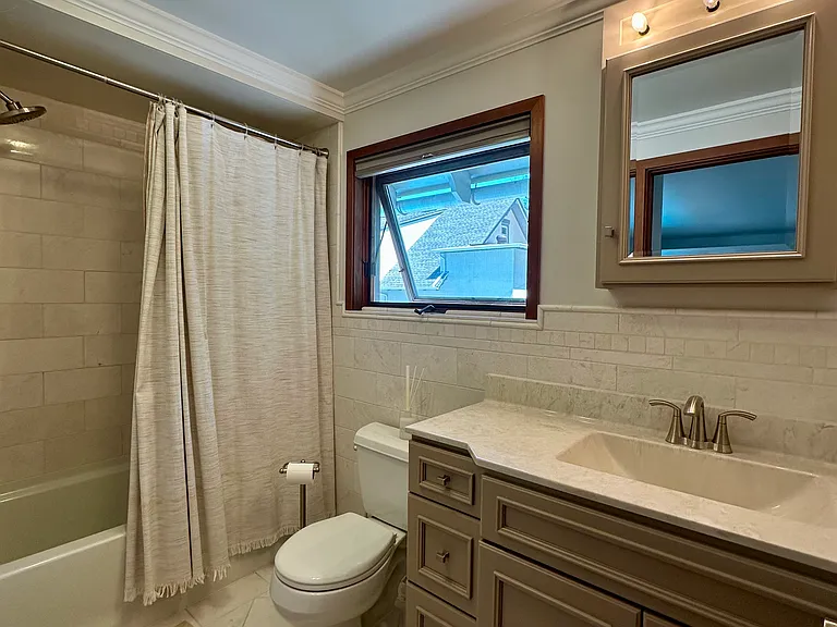 2127 Highland Ave — Photo 11