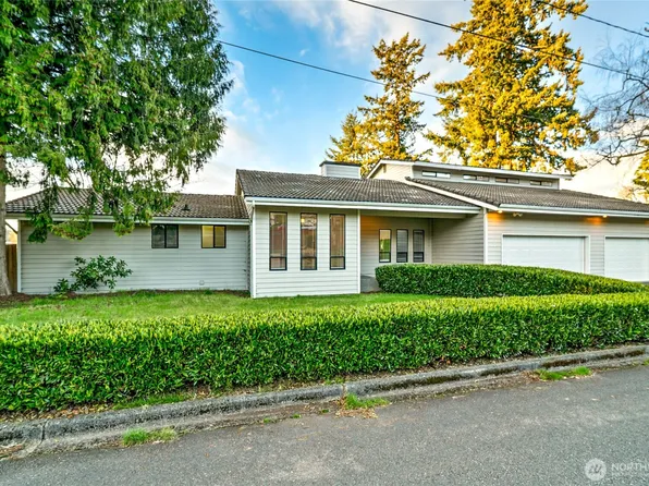 558 SW 298th Street, Federal Way, WA 98023