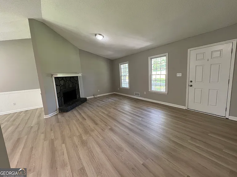 745 Mount Bethel Rd — Photo 3