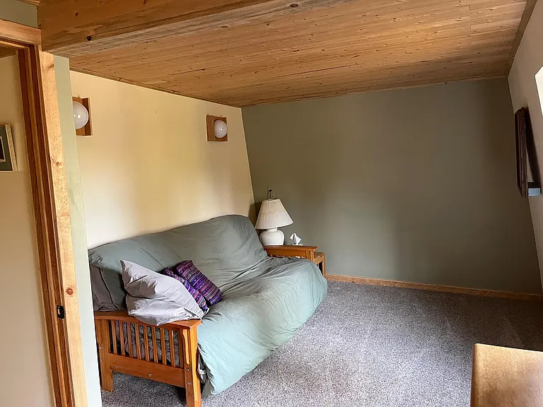 402 Wellington Rd — Photo 5