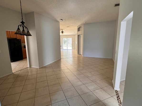 273 Fort Milton Dr