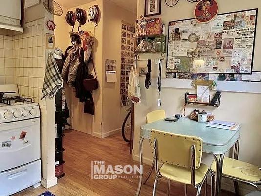 Rented by Mason Group LLC | media 10