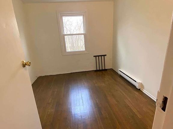 5th image of 13-17 Bell Blvd #3