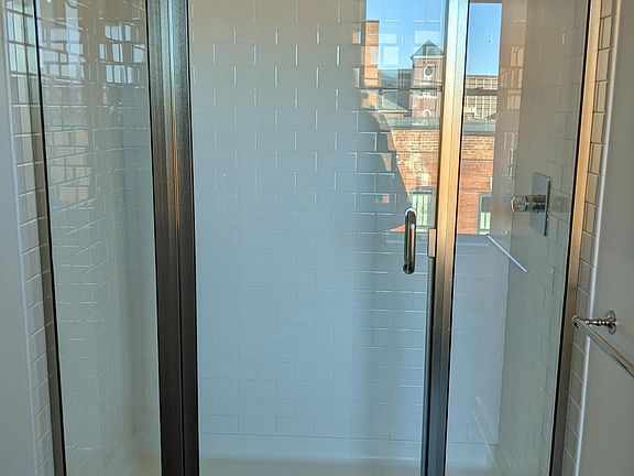 5th image of 740 Seneca St APT 302