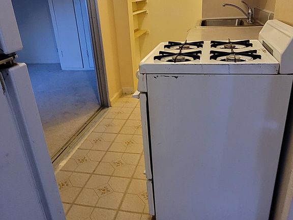 Kitchen and Pantry area