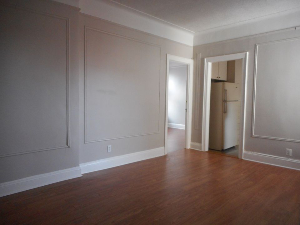 1st image of 4102 41st Ave #3rd