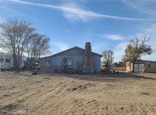 4283-4285 Smoke Tree Rd, Phelan, CA 92371
