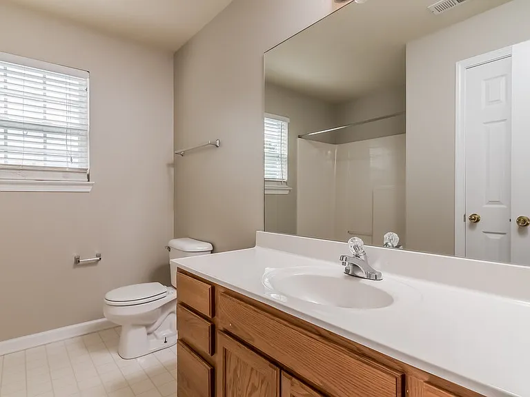 2301 Leighton Way — Photo 14