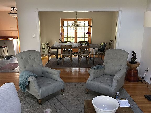 2nd image of 90 Sycamore Dr