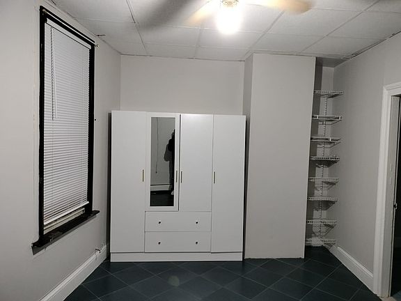 3rd image of 180 Tonnele Ave