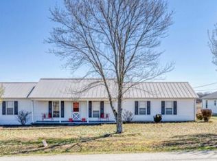 2601 Cowpen Rd, Saint Joseph, TN 38481